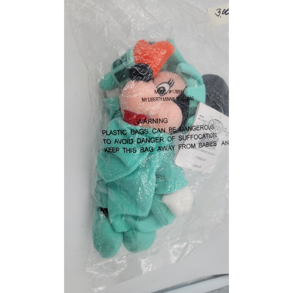Disney NY Liberty Minnie Bean Bag Plush Model 17891 In Bag with tag.